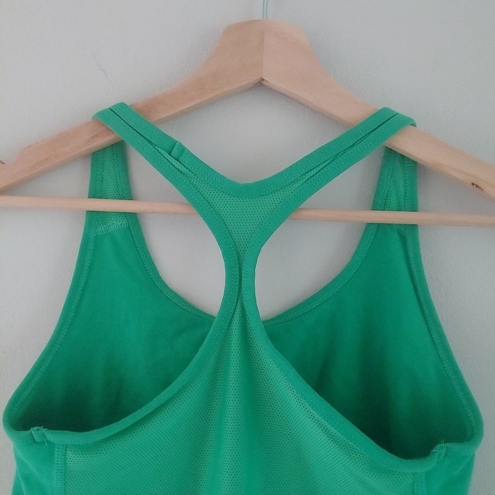 Nike soft green dri-fit tank top - Picture 2 of 7